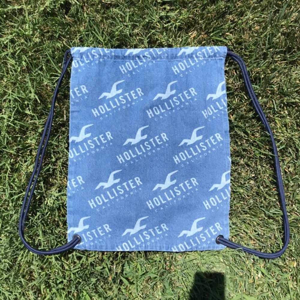 Hollister Drawstring Bag ✨